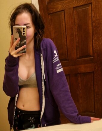 Larxa / larxya / thelarxa Nude Leaks OnlyFans Photo 4
