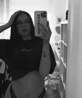 Lauraaasmk / lauraaasmk__ / lauraceline Nude Leaks OnlyFans Photo 39