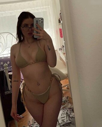 Lauraaasmk / lauraaasmk__ / lauraceline Nude Leaks OnlyFans Photo 40