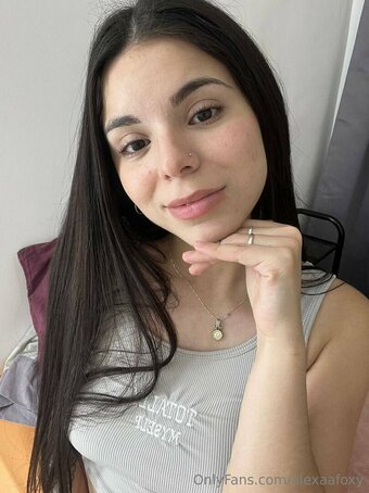 laurafpg Nude Leaks Photo 13