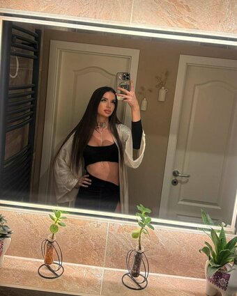 lauraleeee Nude Leaks Photo 3
