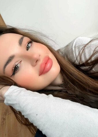 lauraleeee Nude Leaks Photo 4