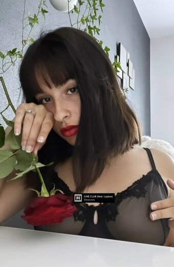 Laureen Nude Leaks Photo 2