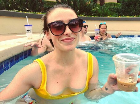 Laurel Wright / theyoungfablesofficial Nude Leaks Photo 3