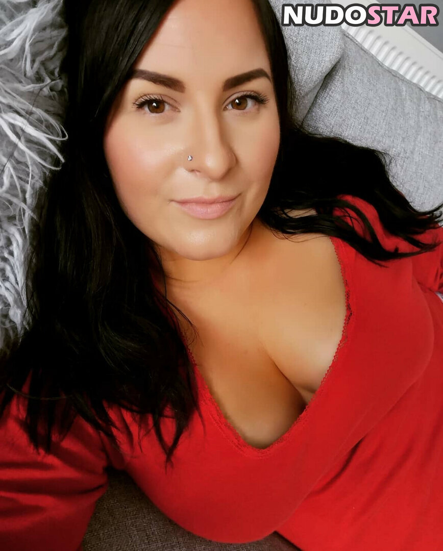 Layla_UK  layla_ukx  laylauk Nude Leaks OnlyFans Photo 30 - NudoStar