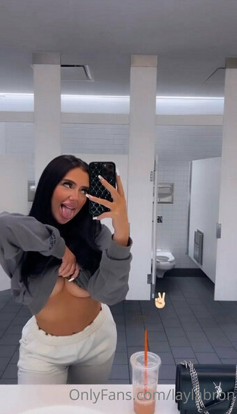 laylabron Nude Leaks Photo 2