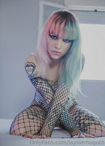 laylaemogoth Nude Leaks Photo 2