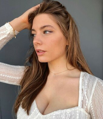 Lea Chloé / leachloe / leachloe_ Nude Leaks OnlyFans Photo 11