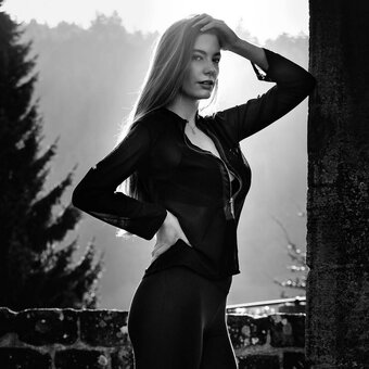 Lea Chloé / leachloe / leachloe_ Nude Leaks OnlyFans Photo 17