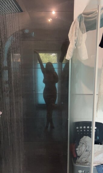 Leaacfg Nude Leaks Photo 2