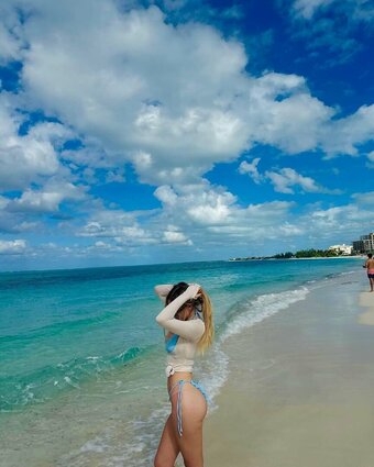 Leaberry_ Nude Leaks Photo 15