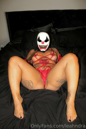 leahndra Nude Leaks Photo 1