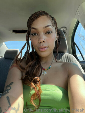 leahsade Nude Leaks Photo 16