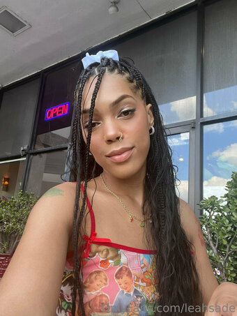 leahsade Nude Leaks Photo 22