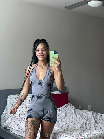 leahsade Nude Leaks Photo 23