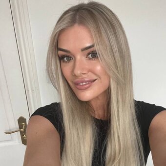 LeakyGrace / https: Nude Leaks Photo 1