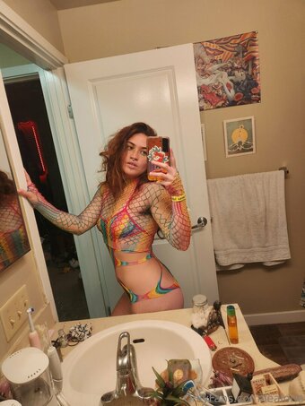 lealone Nude Leaks Photo 9