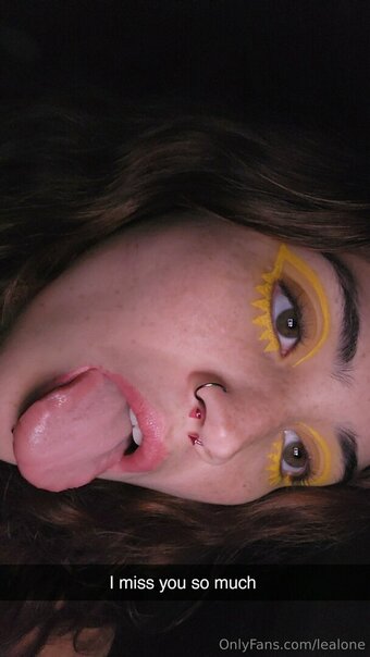 lealone Nude Leaks Photo 16