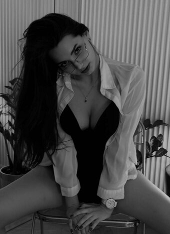 LeaMelone Nude Leaks Photo 4