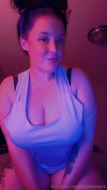 ledaafterdark Nude Leaks Photo 23