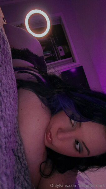 ledaafterdark Nude Leaks Photo 27