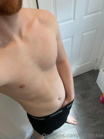 lee.ritchie Nude Leaks Photo 8