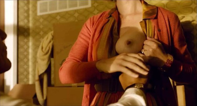 Lee Smith Nude Leaks Photo 2