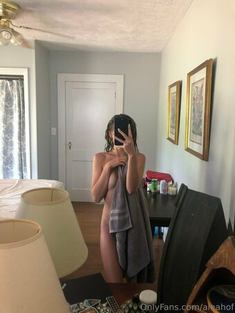leeaof Nude Leaks Photo 25