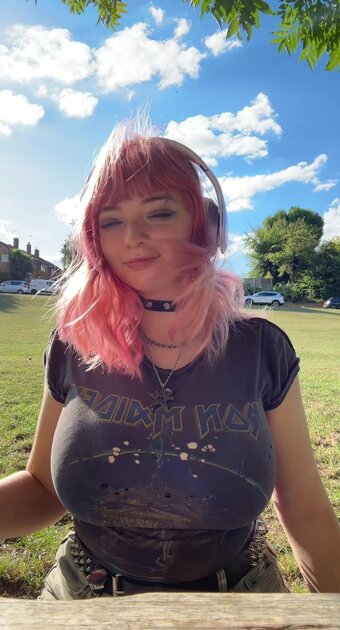 leebee / _tragic.girl Nude Leaks Photo 10