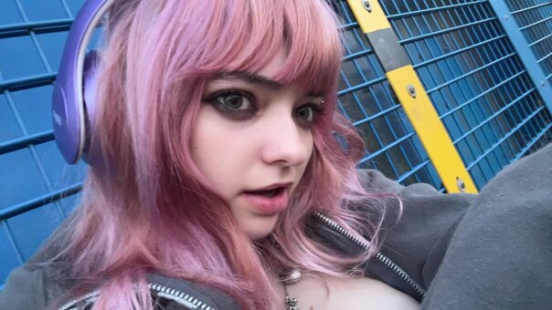 leebee / _tragic.girl Nude Leaks Photo 12