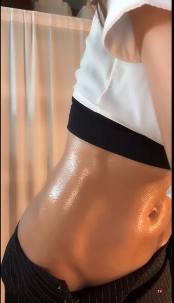 leeezi / leezi9502 / leezy23 Nude Leaks OnlyFans Photo 2