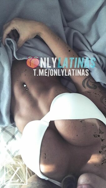 leehalonso Nude Leaks Photo 11