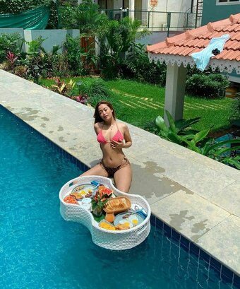 LeeVlog / Leeza / daintybabyelle / leevlog_official Nude Leaks OnlyFans Photo 3