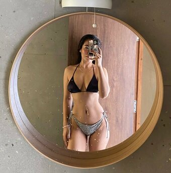 LeeVlog / Leeza / daintybabyelle / leevlog_official Nude Leaks OnlyFans Photo 4