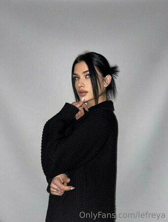 lefreya Nude Leaks Photo 4