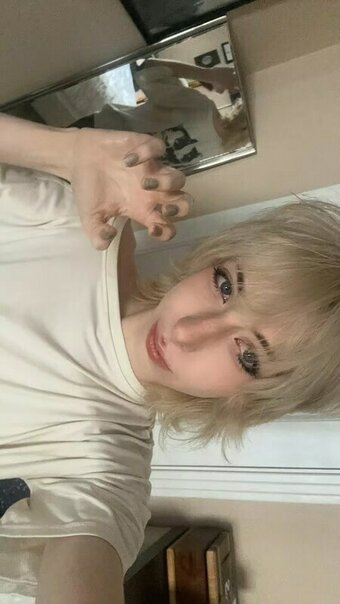 leftlain / https: / leftlainnn / rightlainn Nude Leaks OnlyFans Photo 1