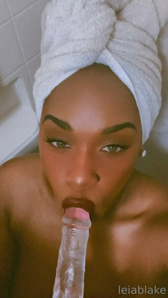 leilablake Nude Leaks Photo 5