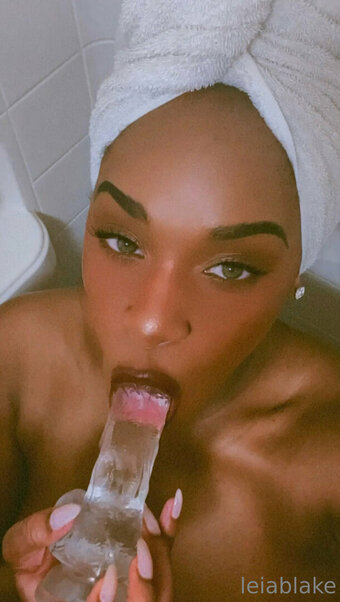 leilablake Nude Leaks Photo 6