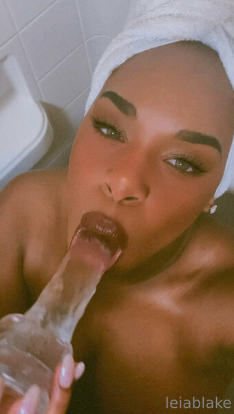 leilablake Nude Leaks Photo 8