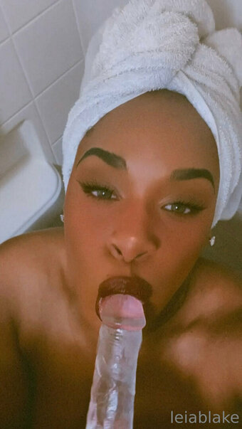 leilablake Nude Leaks Photo 10