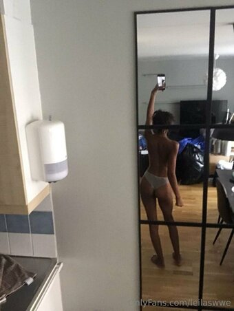 leilaswe Nude Leaks Photo 6