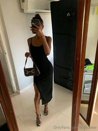 leilaswe Nude Leaks Photo 18