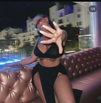 Lele Dev / Whitedoll / la_fit1 / le_girlfitt / whiteedoll Nude Leaks Photo 1