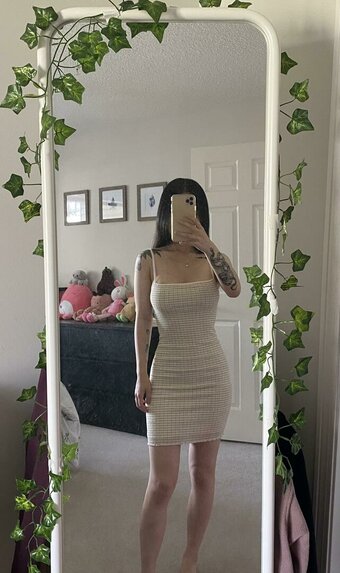 Lemoncycle / Floweriy Nude Leaks OnlyFans Photo 3