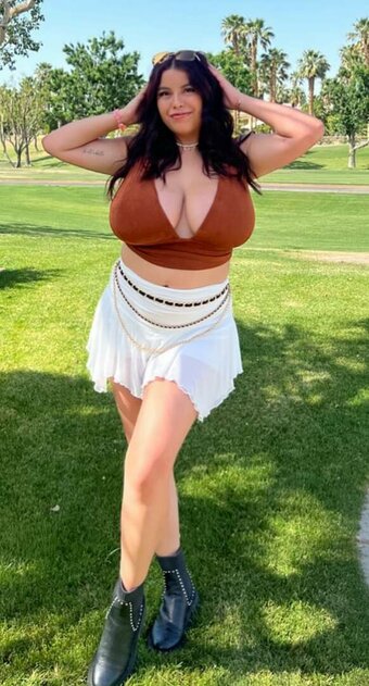 Lenabailey Nude Leaks Photo 5