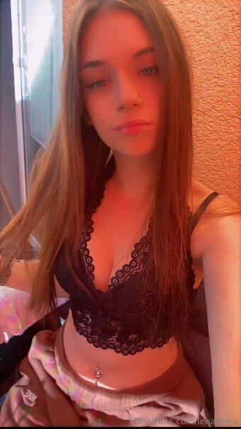 lenadevis Nude Leaks Photo 6
