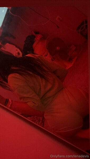 lenadevis Nude Leaks Photo 9