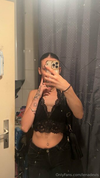 lenadevis Nude Leaks Photo 18