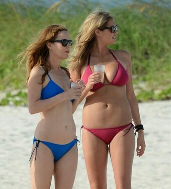 Leslie Mann / lesliemann Nude Leaks Photo 10