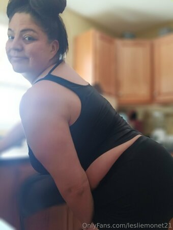 lesliemonet21 Nude Leaks Photo 2